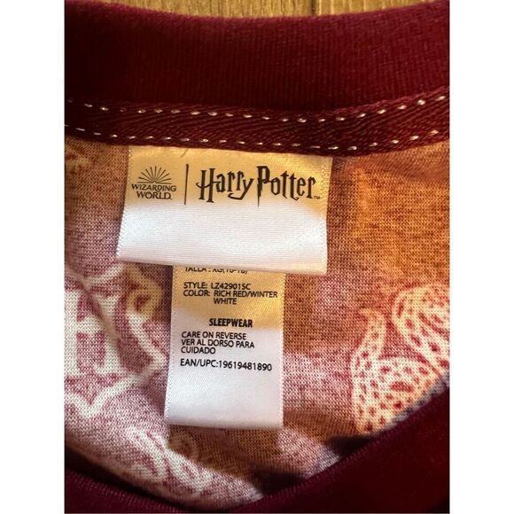 Harry Potter Women’s Size XL Pajama Set Red White Allover Print Velour 2 Piece - Picture 10 of 11